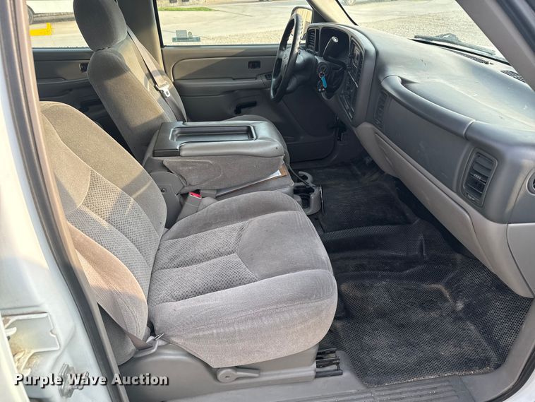 image for item DX3467 2006 Chevrolet  Suburban 1500 SUV