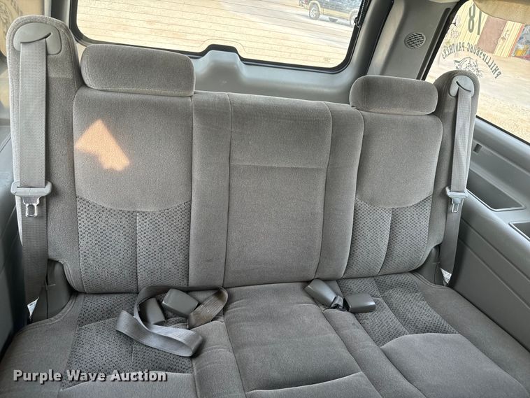 image for item DX3467 2006 Chevrolet  Suburban 1500 SUV