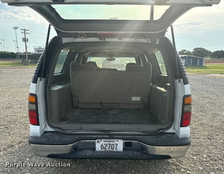 image for item DX3467 2006 Chevrolet  Suburban 1500 SUV