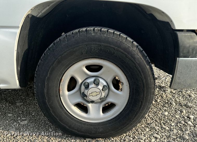 image for item DX3467 2006 Chevrolet  Suburban 1500 SUV