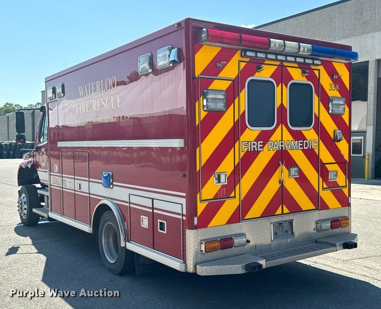 image for item EH4337 2010 Freightliner Buisness Class M2 ambulance