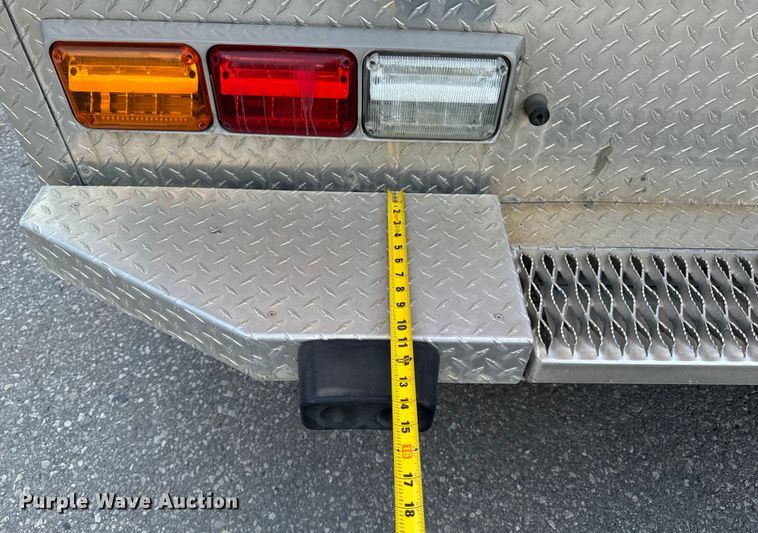 image for item EH4337 2010 Freightliner Buisness Class M2 ambulance