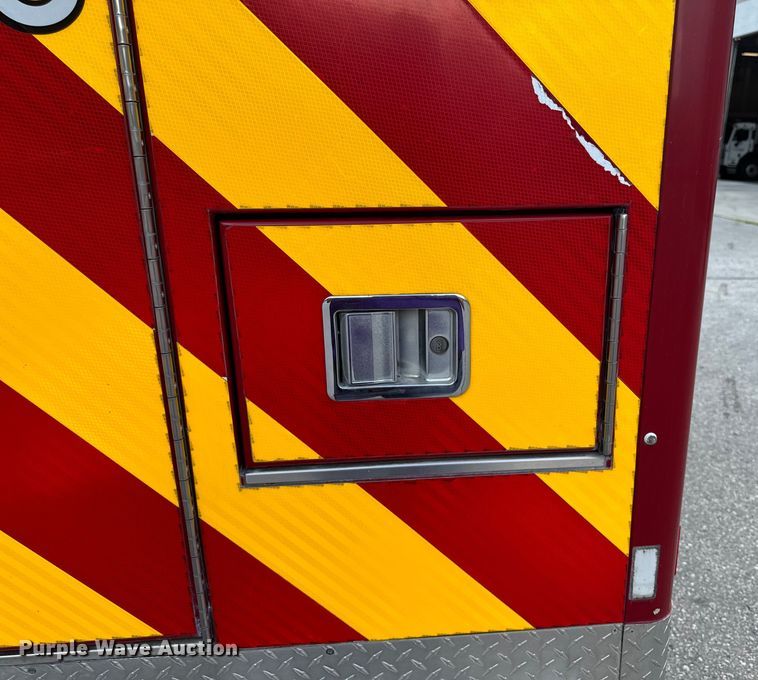 image for item EH4337 2010 Freightliner Buisness Class M2 ambulance