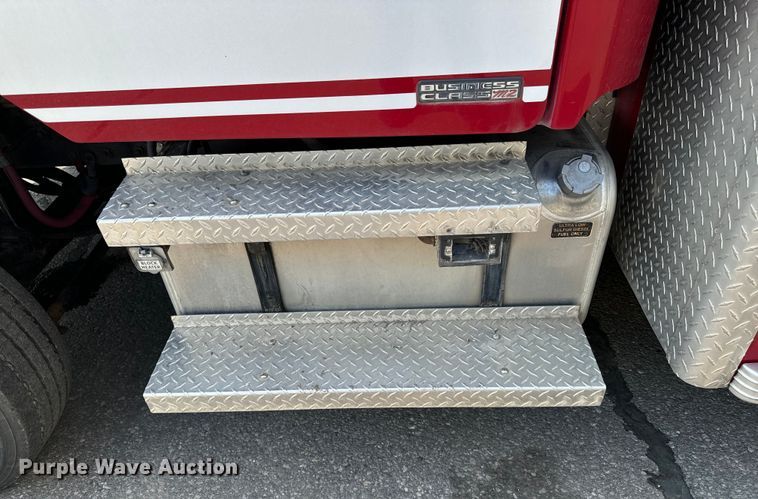 image for item EH4337 2010 Freightliner Buisness Class M2 ambulance