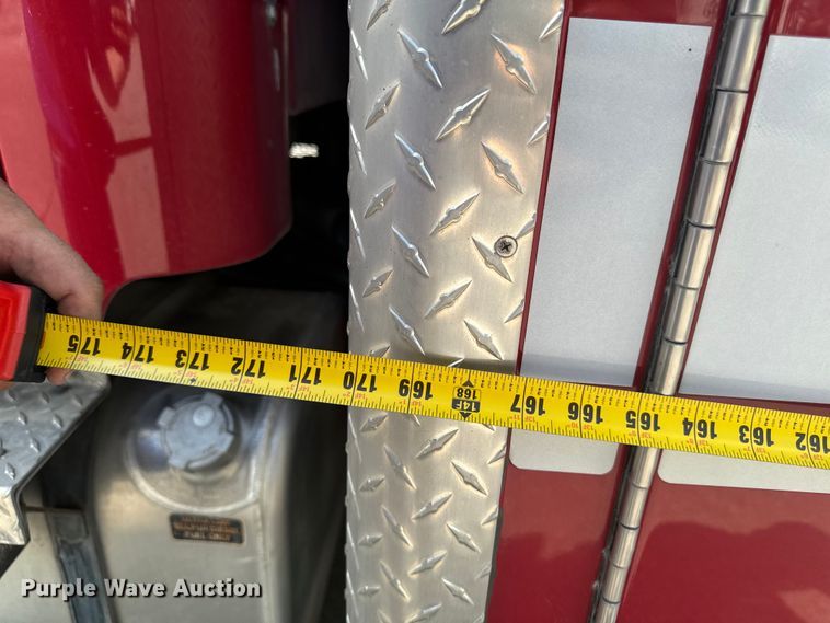 image for item EH4337 2010 Freightliner Buisness Class M2 ambulance