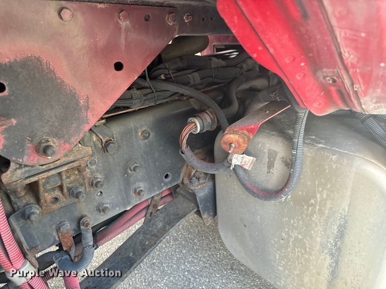 image for item EH4337 2010 Freightliner Buisness Class M2 ambulance