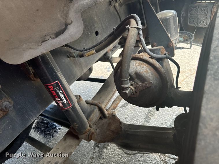 image for item EH4337 2010 Freightliner Buisness Class M2 ambulance