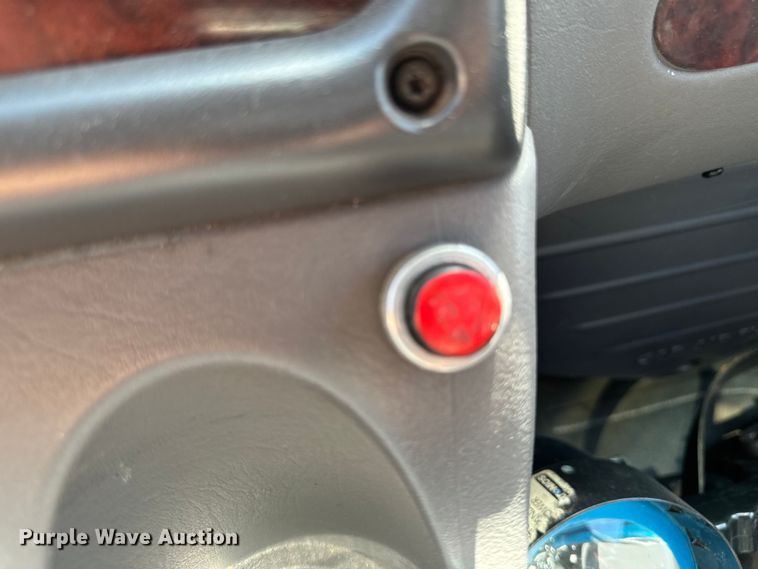 image for item EH4337 2010 Freightliner Buisness Class M2 ambulance