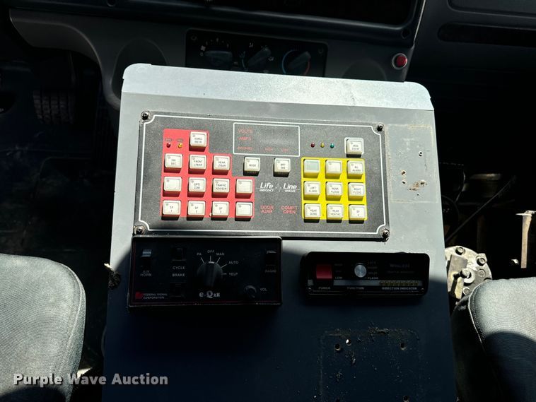 image for item EH4337 2010 Freightliner Buisness Class M2 ambulance