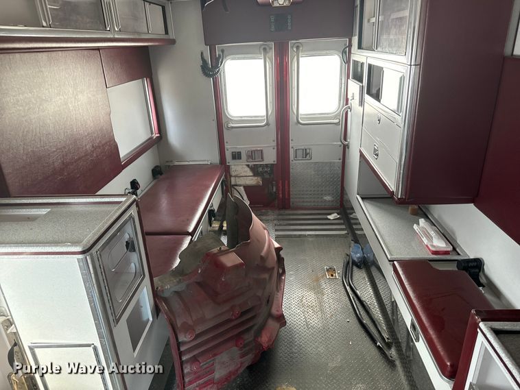 image for item EH4337 2010 Freightliner Buisness Class M2 ambulance
