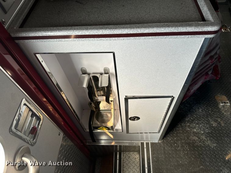 image for item EH4337 2010 Freightliner Buisness Class M2 ambulance