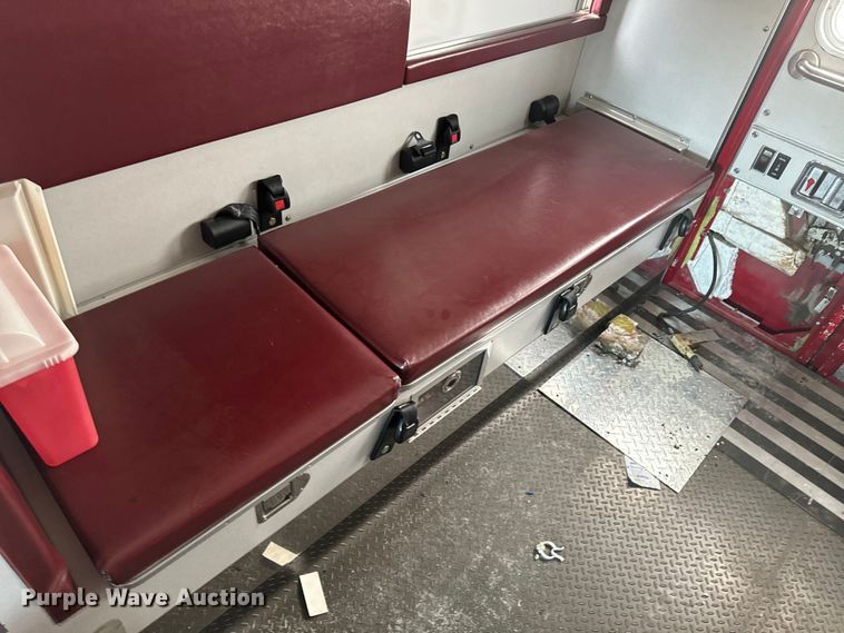 image for item EH4337 2010 Freightliner Buisness Class M2 ambulance