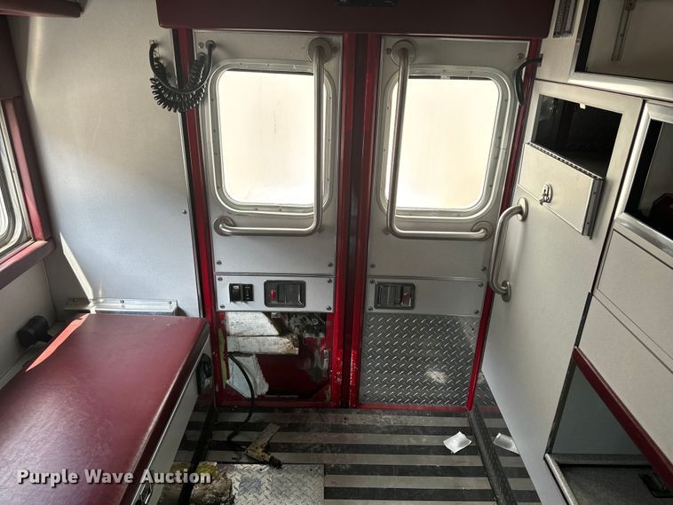 image for item EH4337 2010 Freightliner Buisness Class M2 ambulance