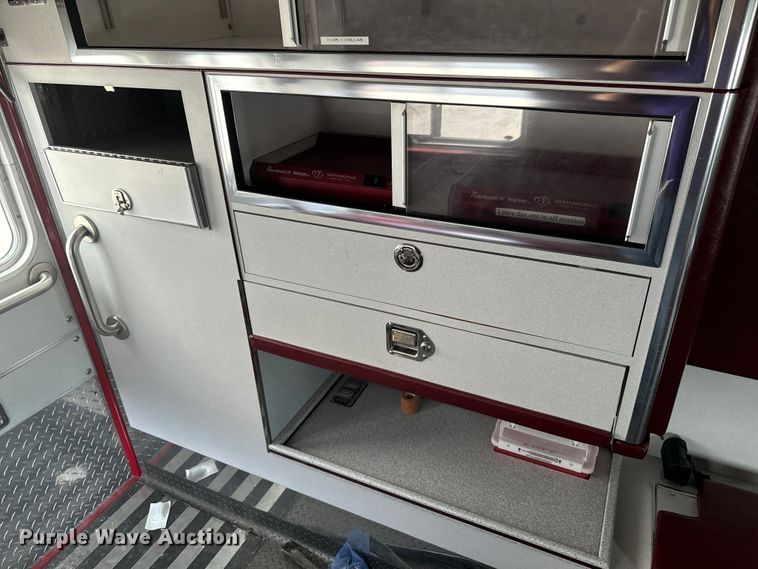 image for item EH4337 2010 Freightliner Buisness Class M2 ambulance