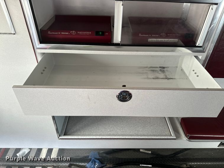 image for item EH4337 2010 Freightliner Buisness Class M2 ambulance