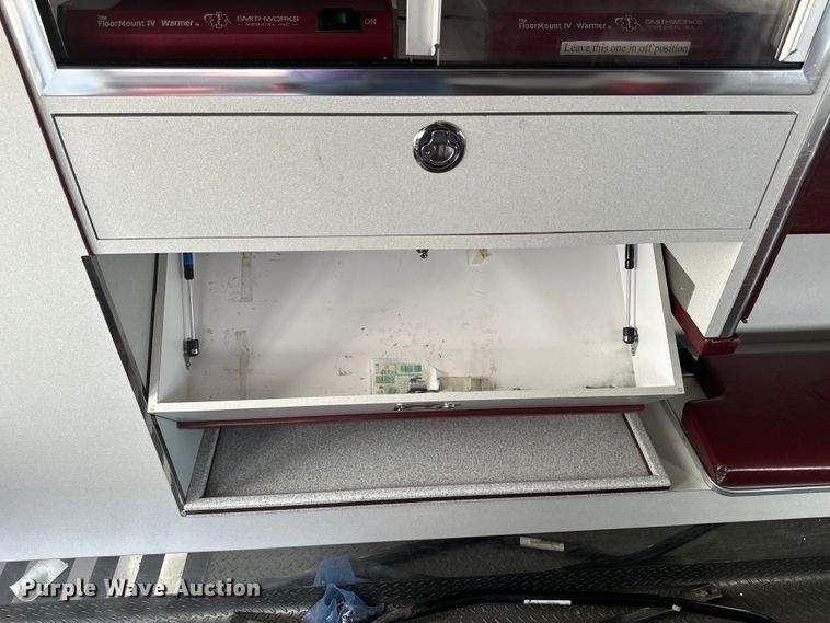 image for item EH4337 2010 Freightliner Buisness Class M2 ambulance