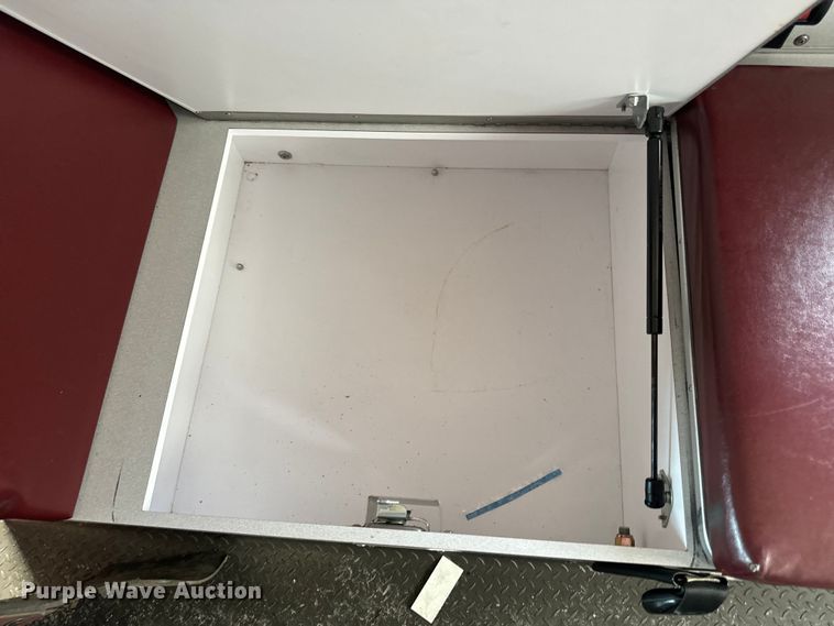 image for item EH4337 2010 Freightliner Buisness Class M2 ambulance