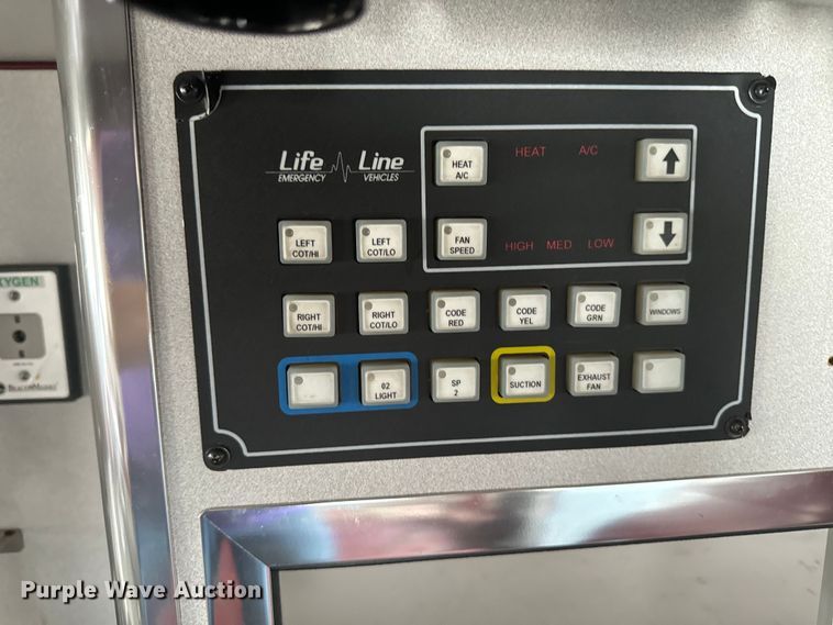 image for item EH4337 2010 Freightliner Buisness Class M2 ambulance