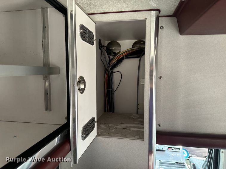 image for item EH4337 2010 Freightliner Buisness Class M2 ambulance