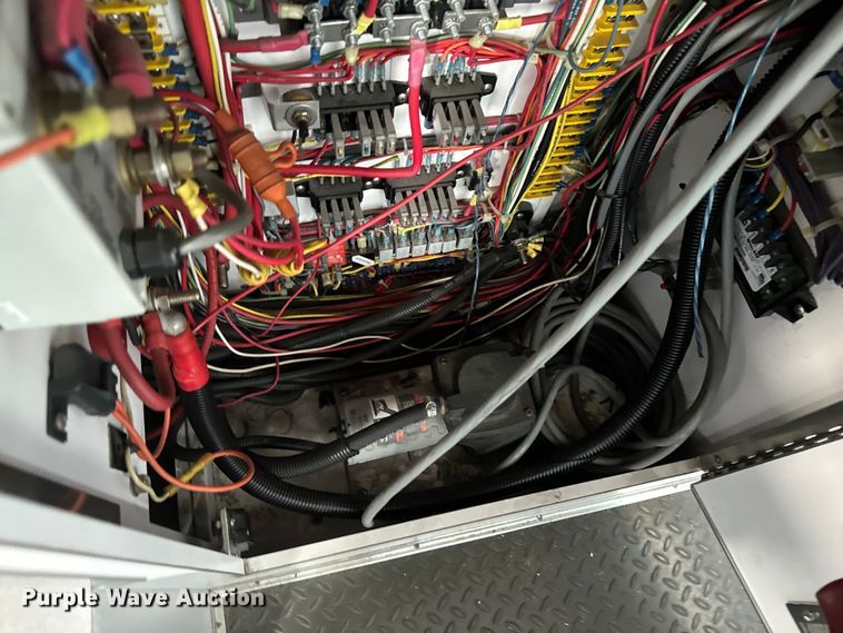 image for item EH4337 2010 Freightliner Buisness Class M2 ambulance