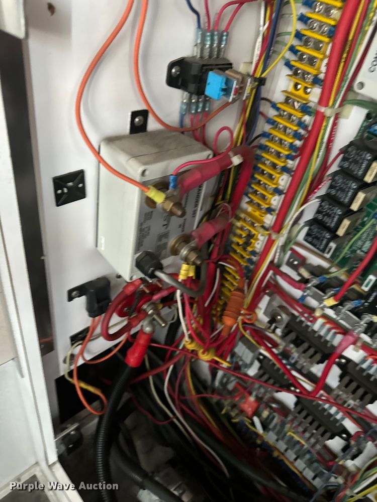 image for item EH4337 2010 Freightliner Buisness Class M2 ambulance