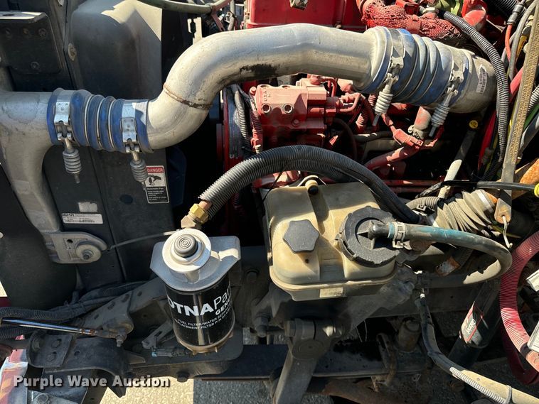 image for item EH4337 2010 Freightliner Buisness Class M2 ambulance