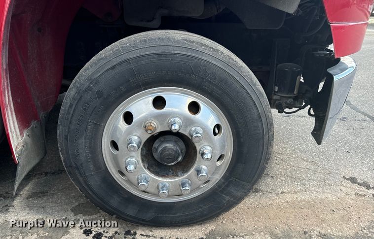 image for item EH4337 2010 Freightliner Buisness Class M2 ambulance