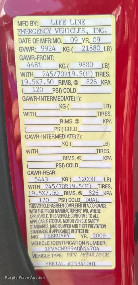 image for item EH4337 2010 Freightliner Buisness Class M2 ambulance