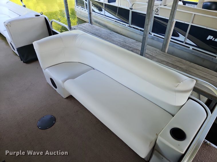 image for item EH6836 2003 PlayCraft pontoon boat