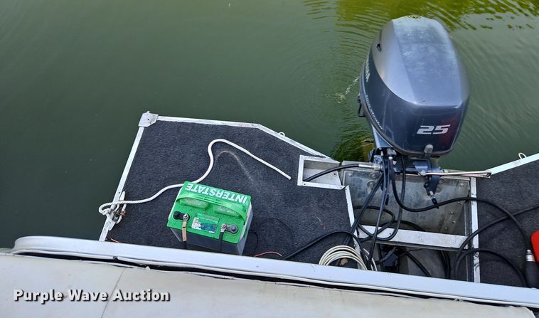 image for item EH6836 2003 PlayCraft pontoon boat