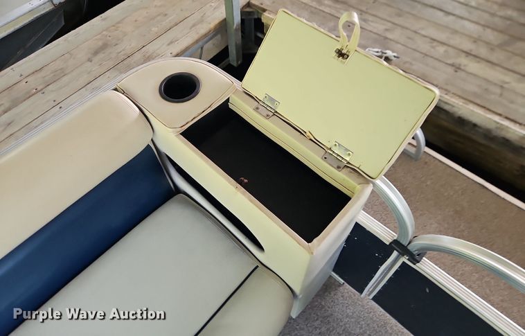 image for item EI3971 2014 Playcraft Clipper 2400 boat