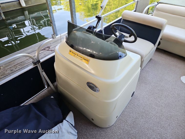 image for item EI3971 2014 Playcraft Clipper 2400 boat