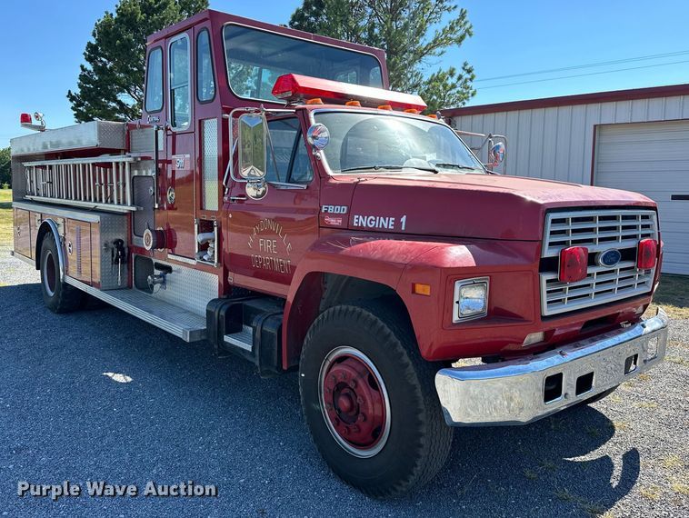 image for item EJ4398 1988 Ford  F800 pumper fire truck