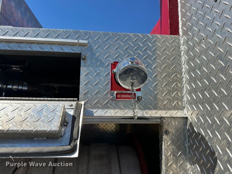 image for item EJ4398 1988 Ford  F800 pumper fire truck