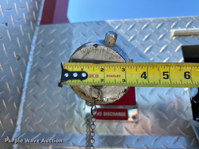 image for item EJ4398 1988 Ford  F800 pumper fire truck