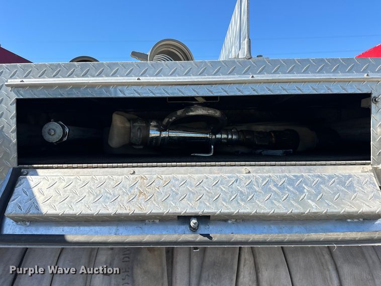 image for item EJ4398 1988 Ford  F800 pumper fire truck