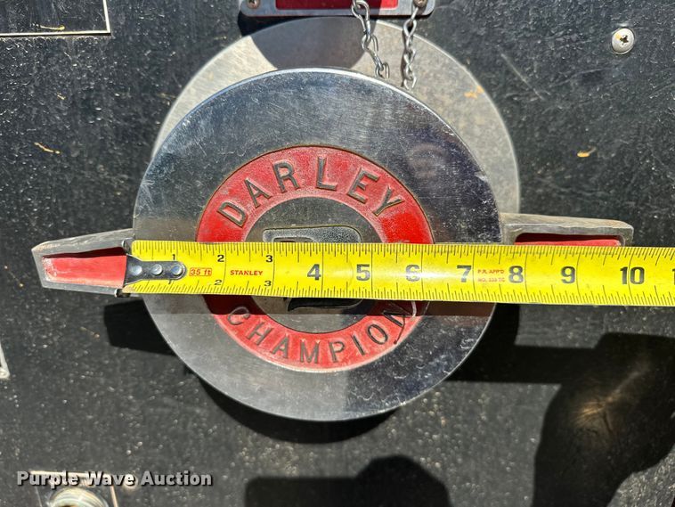 image for item EJ4398 1988 Ford  F800 pumper fire truck