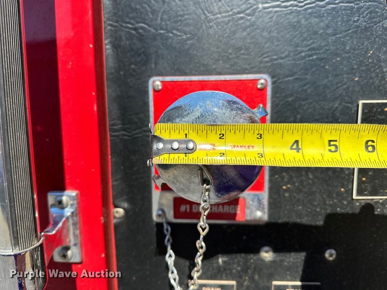 image for item EJ4398 1988 Ford  F800 pumper fire truck