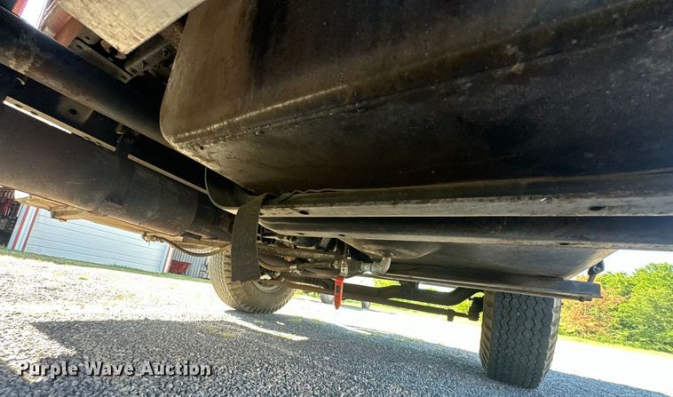 image for item EJ4398 1988 Ford  F800 pumper fire truck