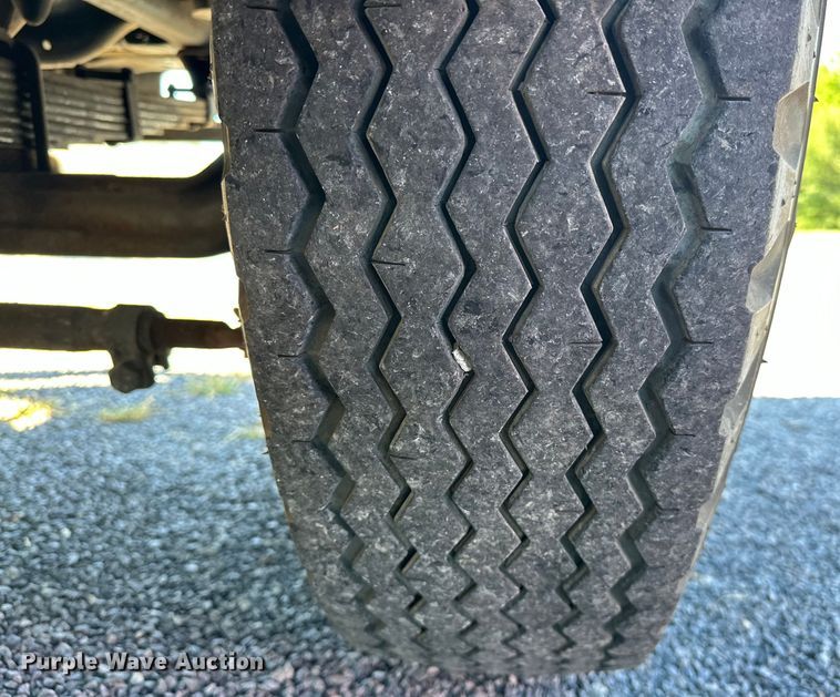 image for item EJ4398 1988 Ford  F800 pumper fire truck