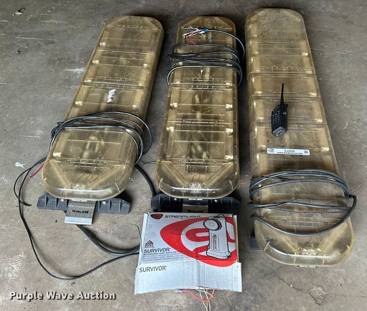 image for item EJ4429 (3) Whelen lightbars