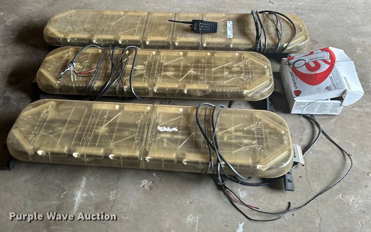 image for item EJ4429 (3) Whelen lightbars