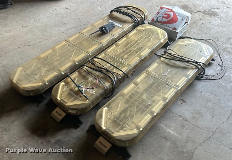 image for item EJ4429 (3) Whelen lightbars