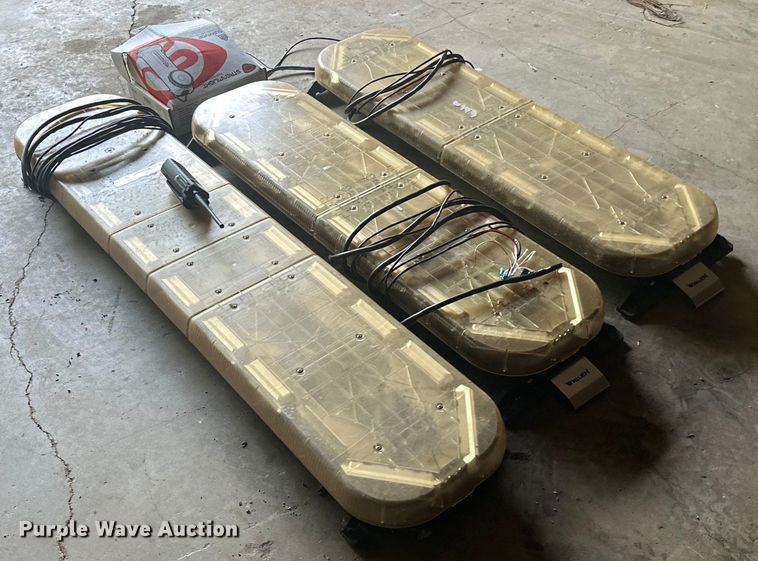 image for item EJ4429 (3) Whelen lightbars