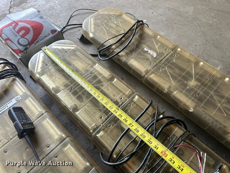 image for item EJ4429 (3) Whelen lightbars