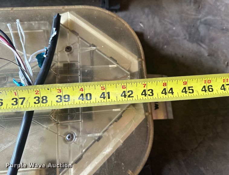 image for item EJ4429 (3) Whelen lightbars