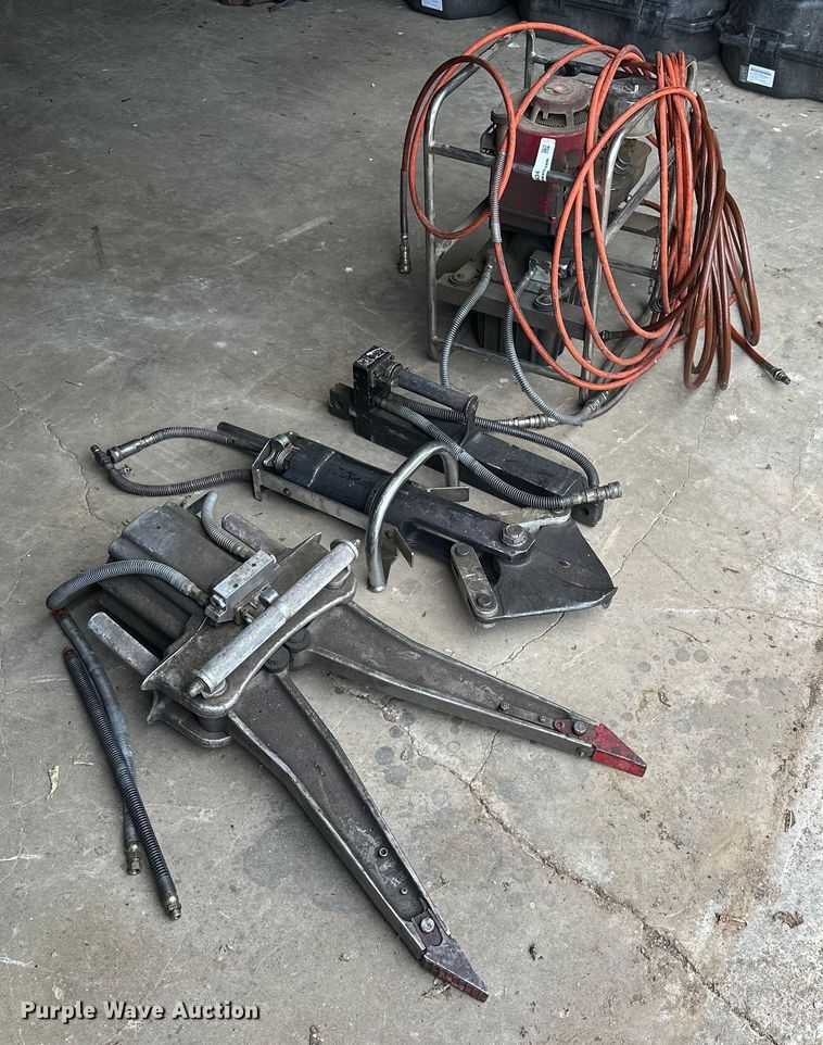 image for item EJ4434 Rescue equipment 