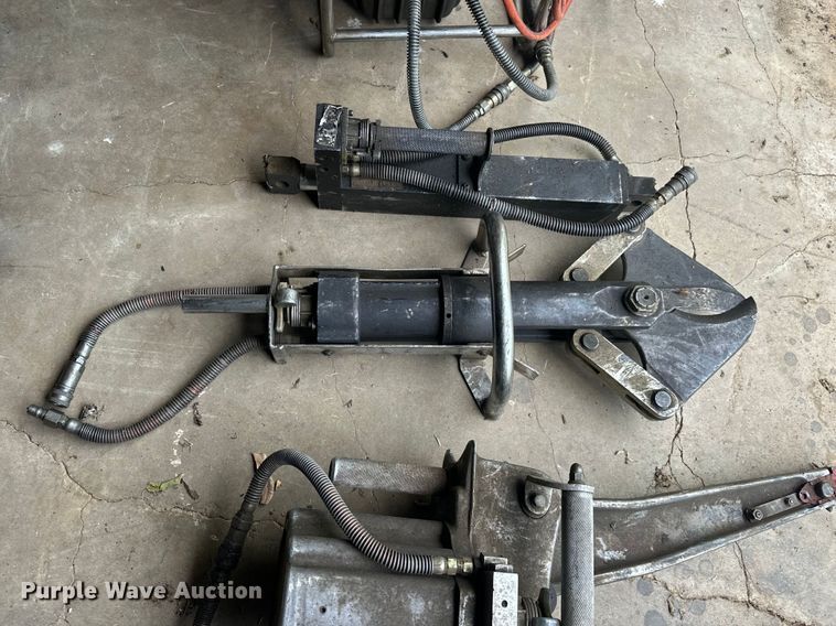 image for item EJ4434 Rescue equipment 