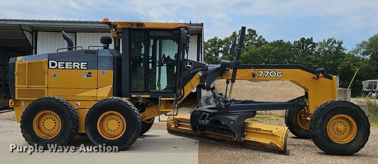 image for item EJ5743 2015 John Deere 770G motor grader