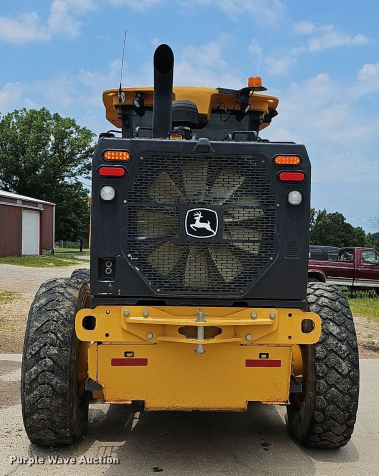 image for item EJ5743 2015 John Deere 770G motor grader